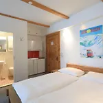 康坎迪亚酒店 酒店 3*