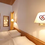 Concordia Hotel 3*
